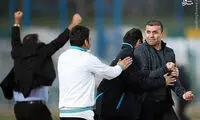 عکس: شادی جالب ویسی بعد صدرنشینی
