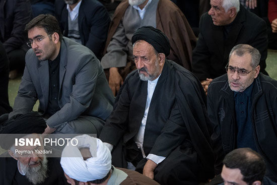 حضور یک چهره اصلاح طلب در نماز جمعه تهران