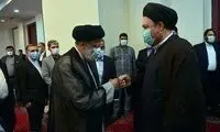 دست‌دادن رئیسی و سیدحسن به سبک ایام کرونا