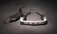 عینکی که دیالوگ‌های تئاتر را زیرنویس می‌کند