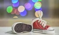  یک ترفند جذاب و طلایی برای خرید کفش نوزاد