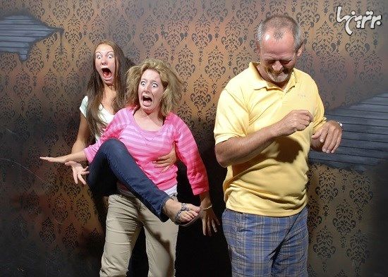 تصاویر خنده دار از ترسیدن افراد در خانه ارواح