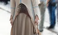 اظهارات بازیگر زن با لباس شبیه برج آزادی