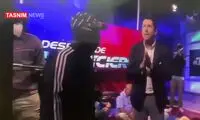 لحظه تصرف تلویزیون دولتی وسط برنامه زنده!