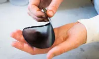 این کاغذها برق دارند!