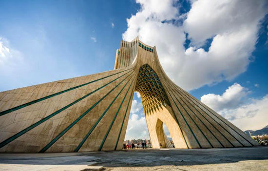 18 دلیل «ديلی تلگراف» برای سفر به ایران