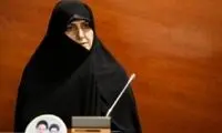 به غلط می‌گویند زنِ موفق یعنی زنِ کارآفرین