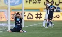 ژست بامزه افسوس خوردن بازیکن پیکان در بازی