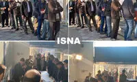صف رای‌گیری در مسجد نارمک تهران