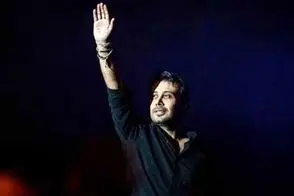 استوری مشترک پردیس احمدیه و قیصر برای چاوشی