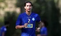 نادری با دسته‌ گل به استقبال گل‌محمدی رفت