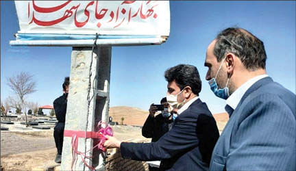افتتاح ستون‌های برق توسط فرماندار سوژه شد