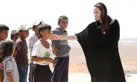آنجلینا جولی در اردوگاه آوارگان سوری