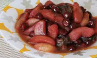 طرز تهیه خورش سیب و آلبالو