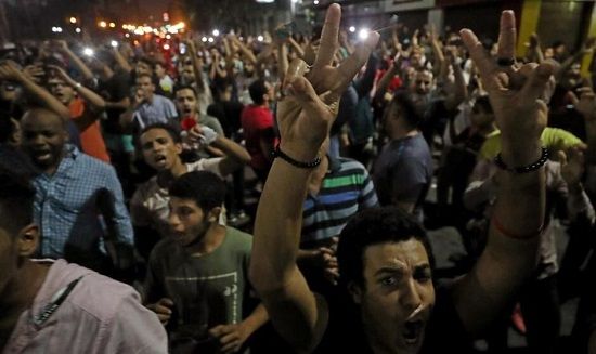 مردم مصر برای دومین شب پیاپی تظاهرات کردند