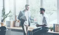 ۹ عبارتی که هنگام صحبت کردن، نباید بکار ببرید