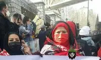این خانم عجیب‌ترین اتفاق تجمع سرخ‌ها را رقم زد!