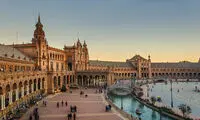 این شهر، تمام مدت دلبری می کند!