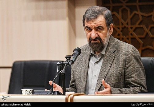 رضایی: مانور تجمل مسئولین، ایده هاشمی بود