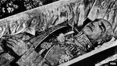جسد مومیایی رضاشاه در سال ۹۷ پیدا شد؟