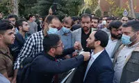 تنش شدید در نشست سخنگوی دولت با دانشجویان