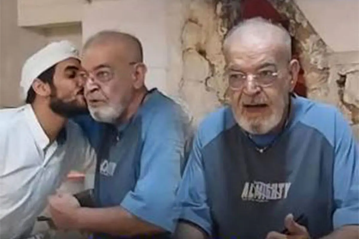 رفتار جالب حمید لولایی در نانوایی محله‌شان