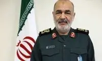فرمانده کل سپاه: ترامپ فاقد عقل و تدبیر است