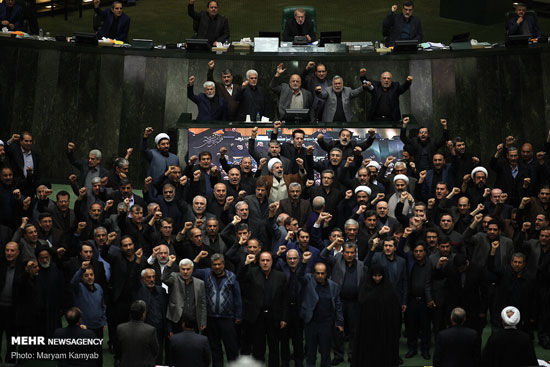 فریاد «مرگ بر آمریکا» در صحن مجلس