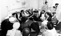 مرحوم آیت‌الله کریمی در کنار رهبر انقلاب