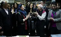 یک خواننده زن مجوز گرفت +عکس