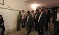 عکس: بازديد مادرانه و سرزدۀ احمدی نژاد