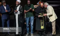 عکسی از مطهری و نصیریان روی صحنه تئاتر شهر