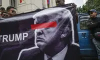 هک رادیوهای آمریکا و پخش سرود ضدترامپ!