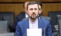 اعتراض ایران به سیاست دوگانه‌ی آمریکا و انگلیس