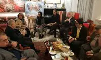 طلسم موزه «ایران دَرودی» شکست