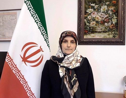 استوارنامه سفیر ایران در کپنهاگ تقدیم ملکه شد