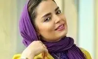 عکس بازیگر زن تلویزیون در حال نواختن موسیقی