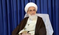 نوری‌همدانی: زنان با چادرِ خود انقلاب را پیش‌بردند