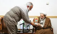 هدیه‌ای که سردار نقدی به آیت‌الله یزدی داد
