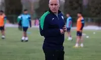 منصوریان: بازیکن ناراضی ما سرش را به دیوار بزند!