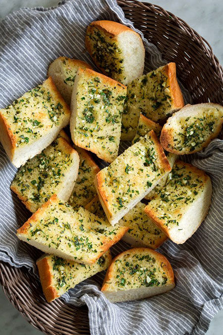 نان سیر داریم؛ هم با کره هم با پنیر