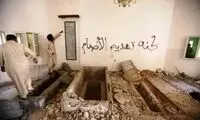 انقلابیون قبر مادر قذافی را تخریب کردند/عکس