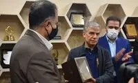 موسس گروه قطعات خودرو عظام: مشکلات صنعت، تحریم داخلی است نه خارجی