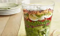 طرز تهیه سالاد کاهو لایه ای
