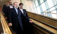 عکس: هدیه لاریجانی به همتای انگلیسی‌اش
