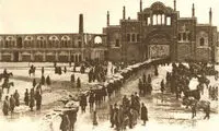 عکس: عیدی درباریان به شاه قاجار