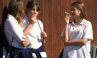 نقش جامعه در مصرف مواد مخدر و سیگار
