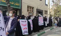 تجمع مخالفان واکسیناسیون اجباری در قم