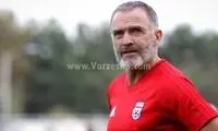 تغییر رنگ آقای حاشیه‌ساز از آبی به قرمز