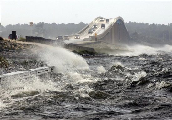 وحشت در فلوریدا در آستانه ورود طوفان «ایرما»